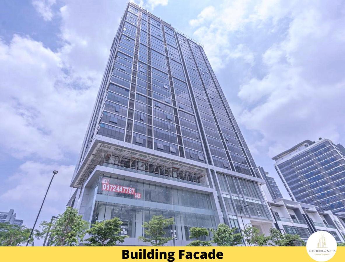 Revo Hotel & Suites Kuala Lumpur Bukit Jalil By The Cynefin Екстериор снимка
