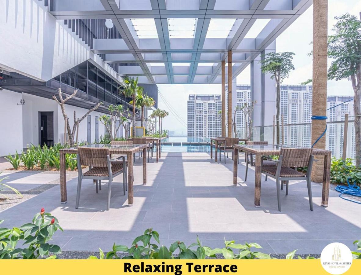 Revo Hotel & Suites Kuala Lumpur Bukit Jalil By The Cynefin Екстериор снимка